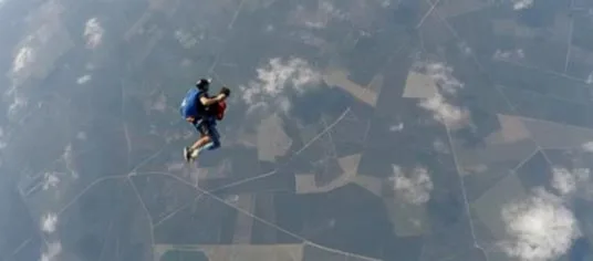 Saut en parachute à Mimizan