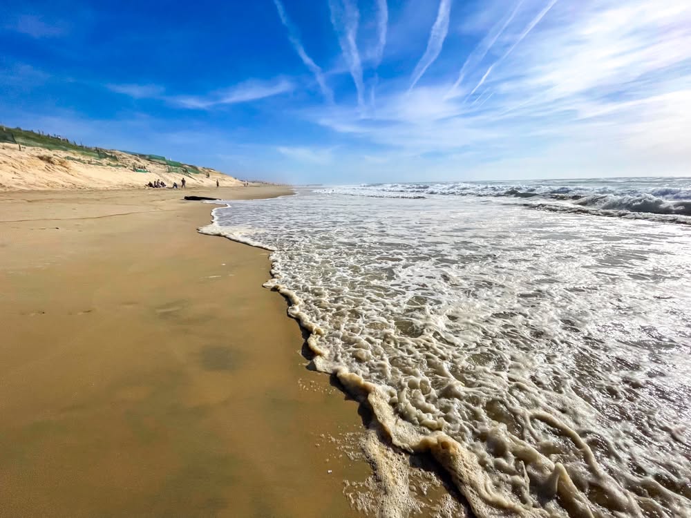Plage de Mimizan déserte